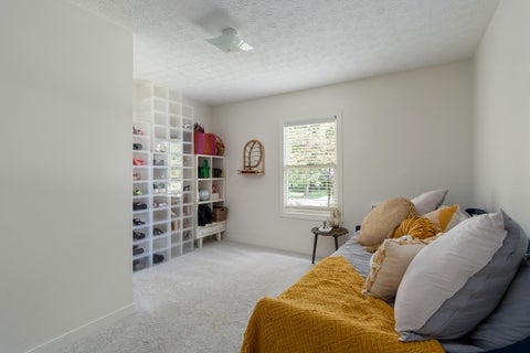 Tiny photo for 317 Wheaton Court, Columbus, OH 43235 (MLS # 226036186)