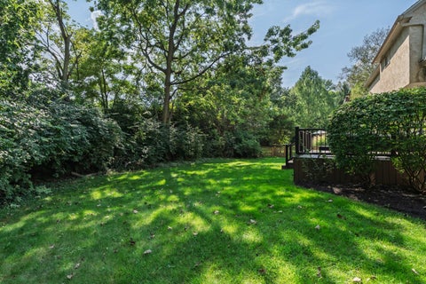 Tiny photo for 317 Wheaton Court, Columbus, OH 43235 (MLS # 226036186)