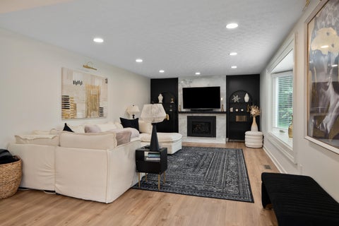 Tiny photo for 317 Wheaton Court, Columbus, OH 43235 (MLS # 226036186)