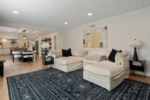 Tiny photo for 317 Wheaton Court, Columbus, OH 43235 (MLS # 226036186)