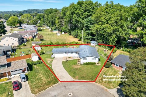 Photo of 440 Reverie Place, Newark, OH 43055 (MLS # 225036948)