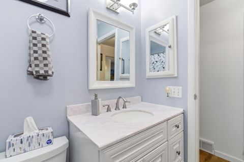 Tiny photo for 6830 Bowerman Street W, Worthington, OH 43085 (MLS # 226019641)