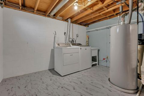 Tiny photo for 1825 Zimmer Street, Lancaster, OH 43130 (MLS # 226007348)