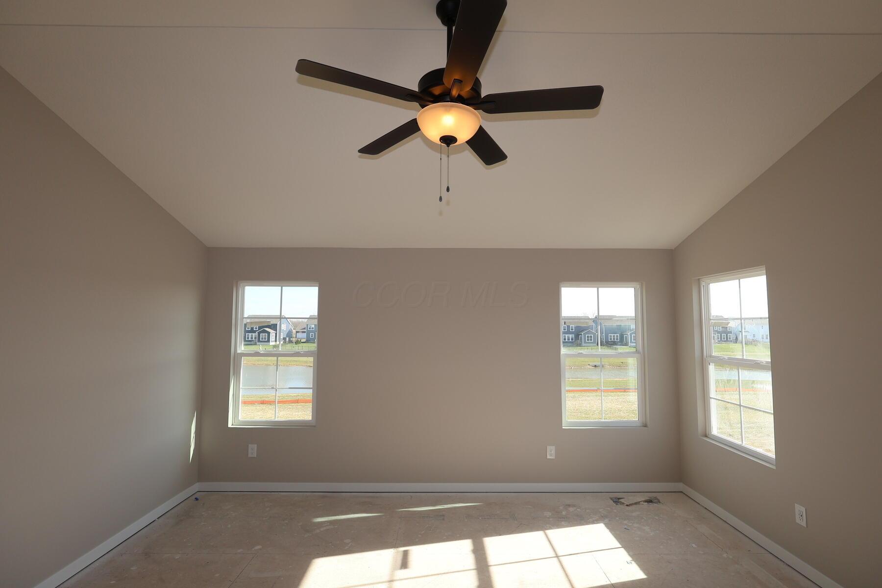 6833 Losino Lane, Hilliard, Ohio image 13