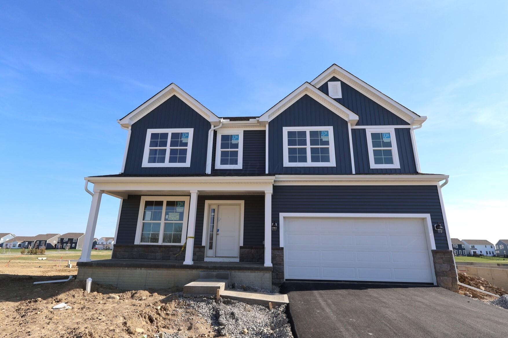 6833 Losino Lane, Hilliard, Ohio image 1