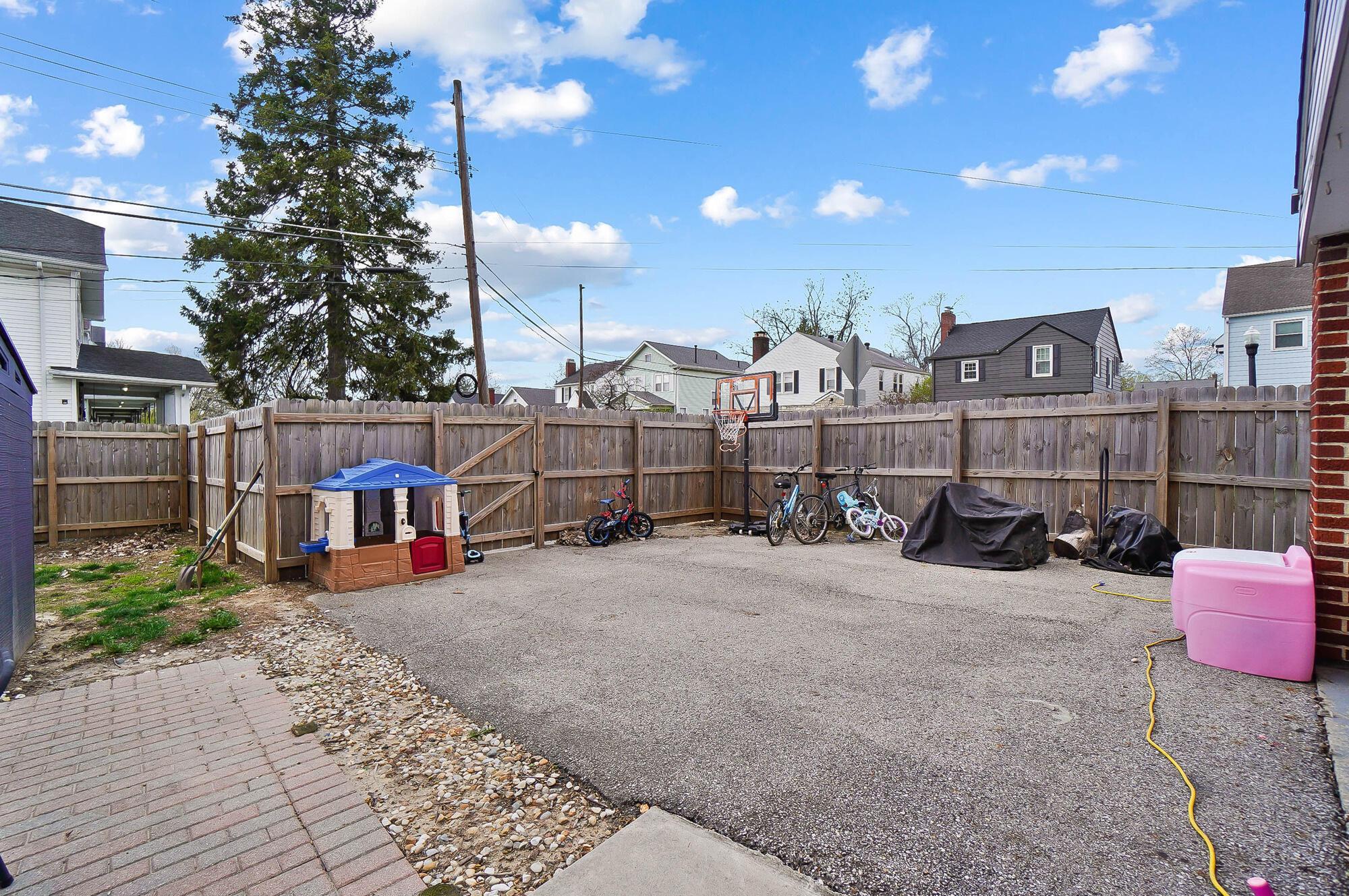 3033 Wicklow Road, Columbus, Ohio image 36