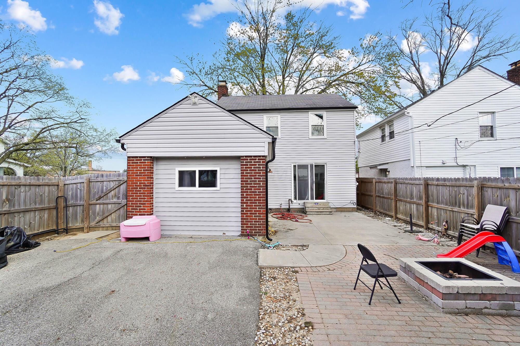3033 Wicklow Road, Columbus, Ohio image 33
