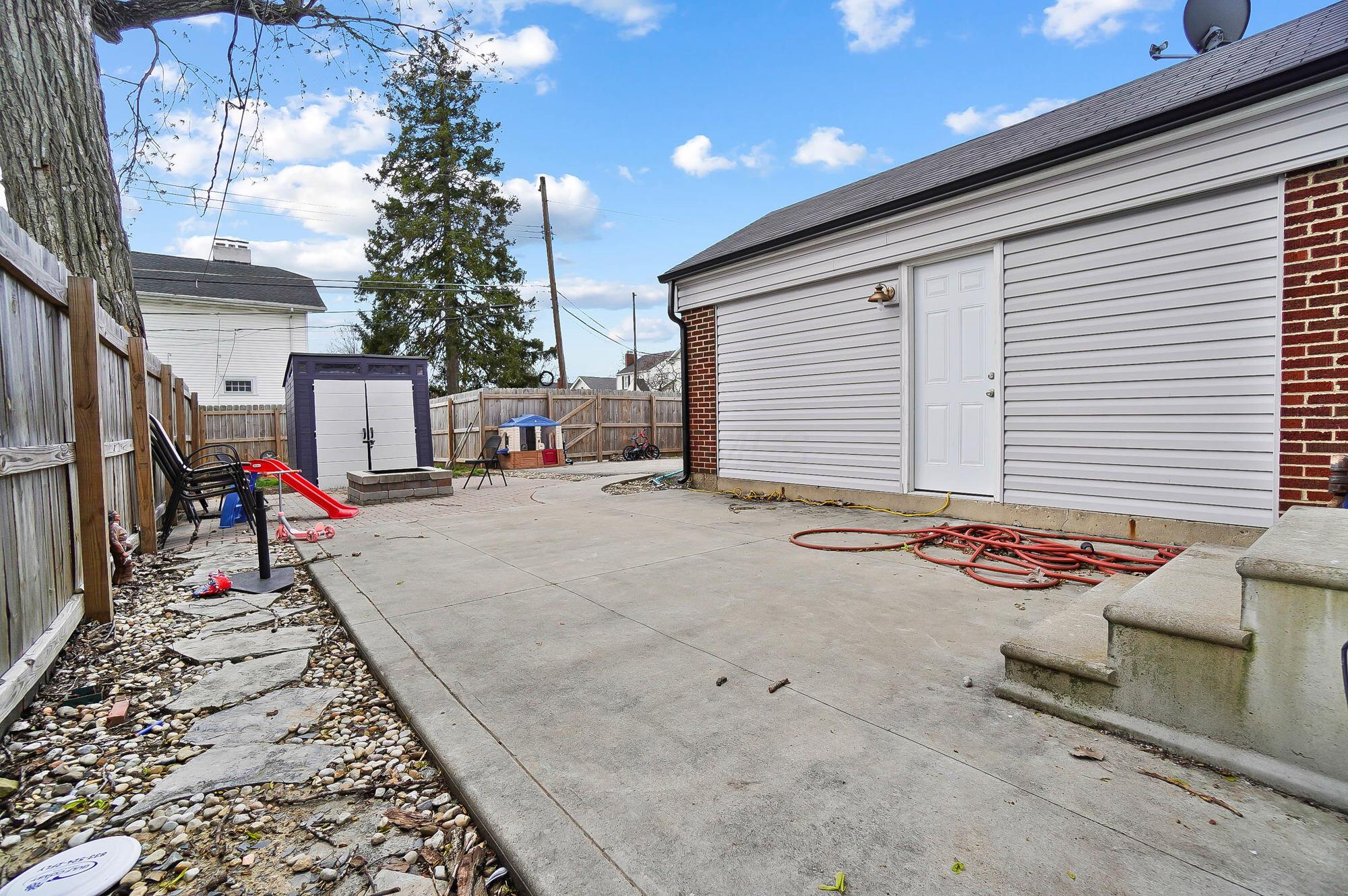 3033 Wicklow Road, Columbus, Ohio image 35