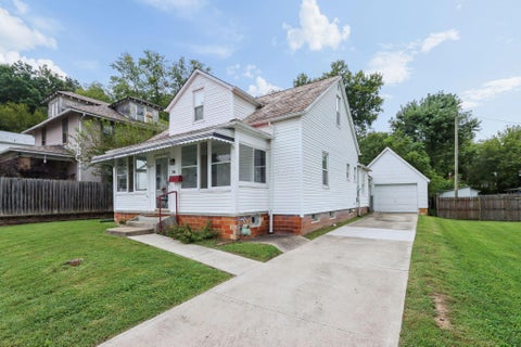 Homes For Sale - 396 N Orchard Street<br/> Logan, OH 43138
