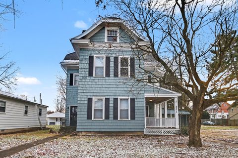 Photo of 321 N Market Street, Galion, OH 44833 (MLS # 226001150)