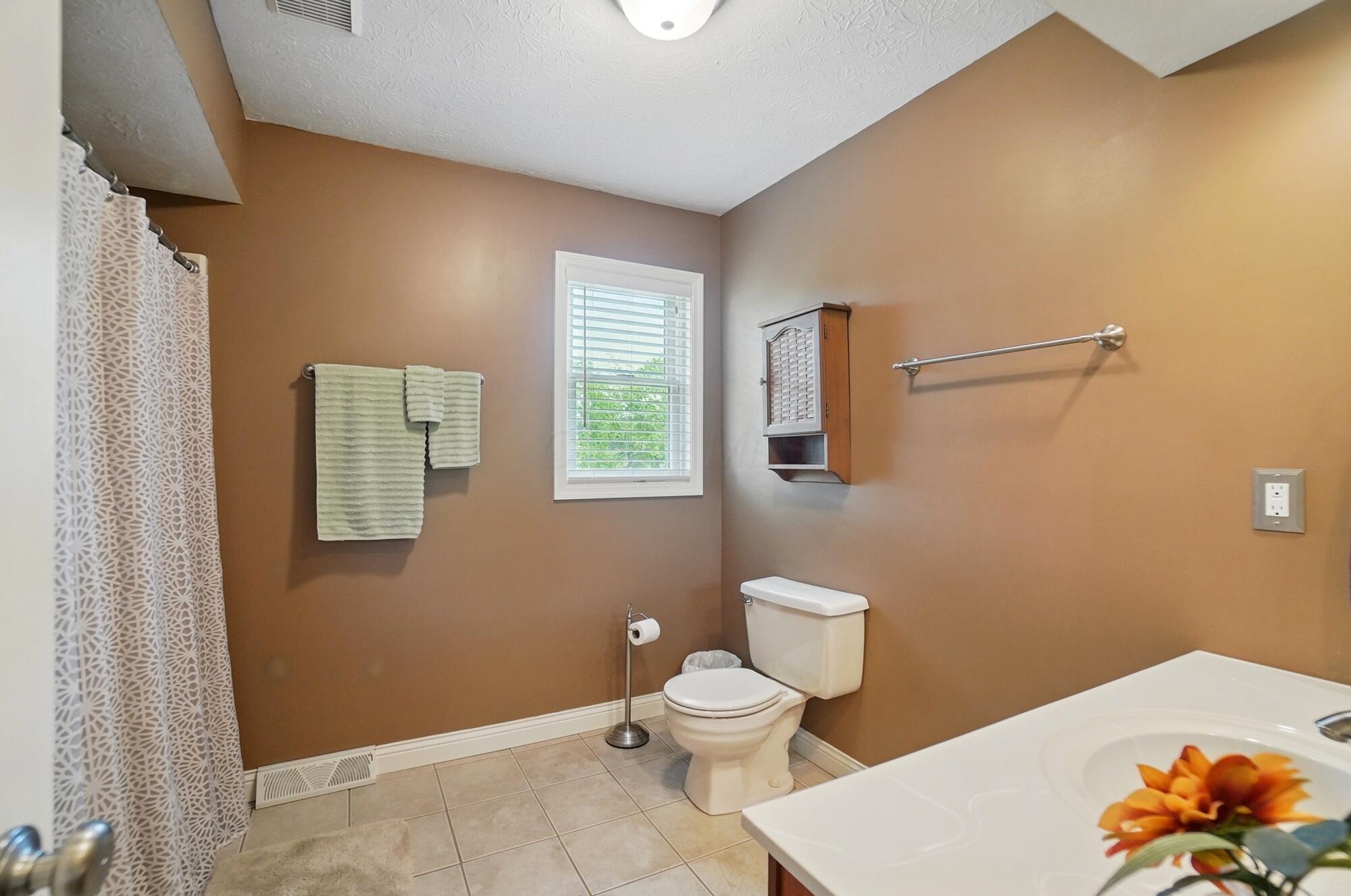 5336 Rocky Creek Drive, Grove City, Ohio image 30