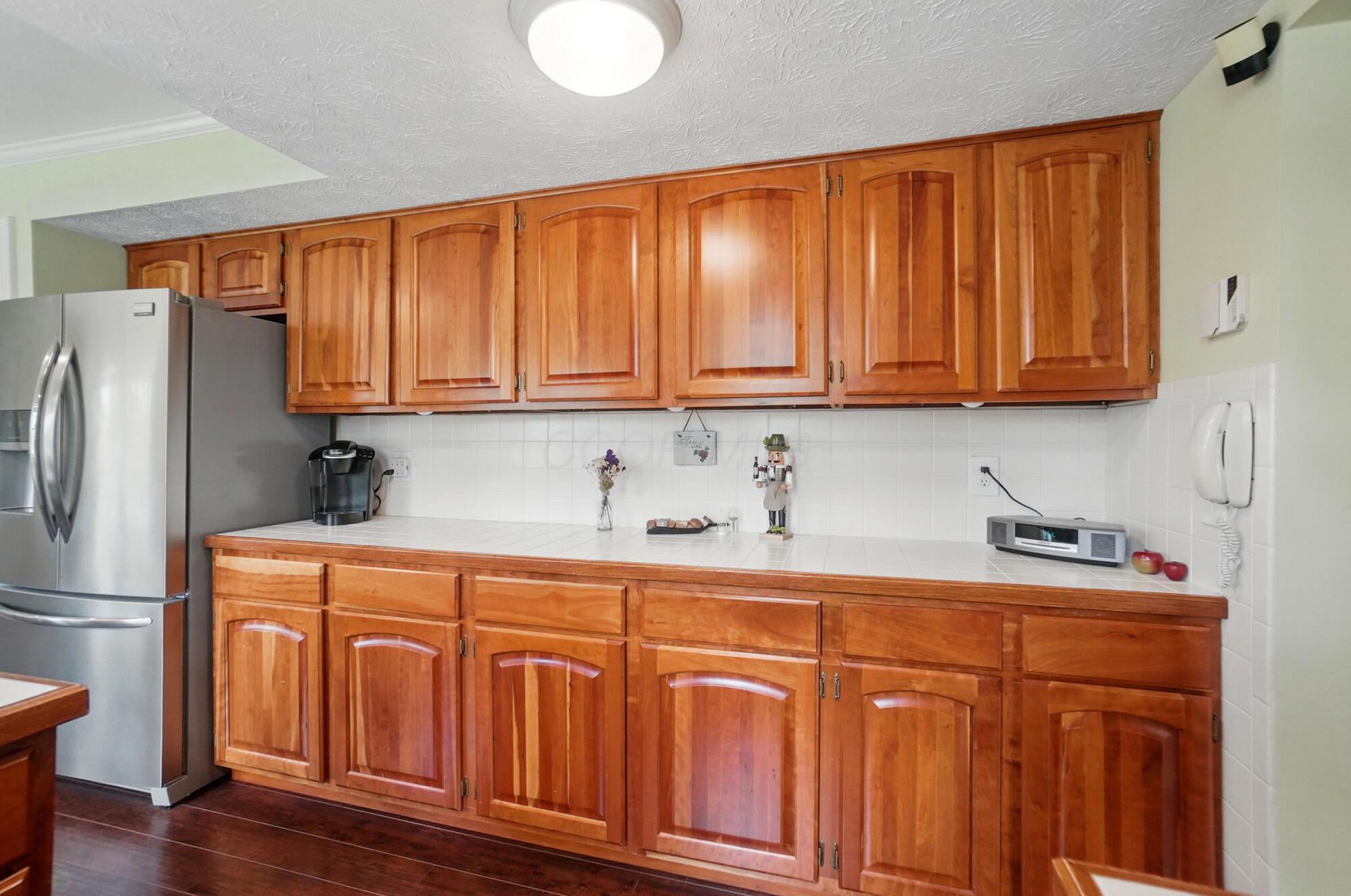 5336 Rocky Creek Drive, Grove City, Ohio image 13