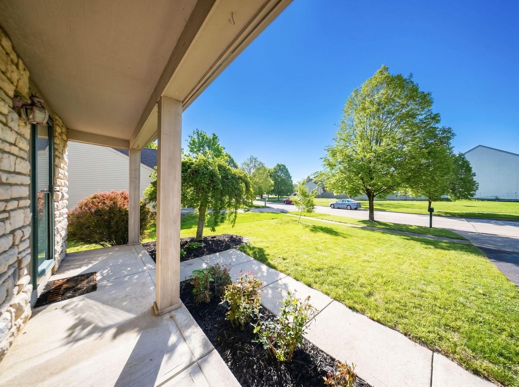 Photo of 6381 Ewen Circle, Grove City, OH 43123 (MLS # 226014241)