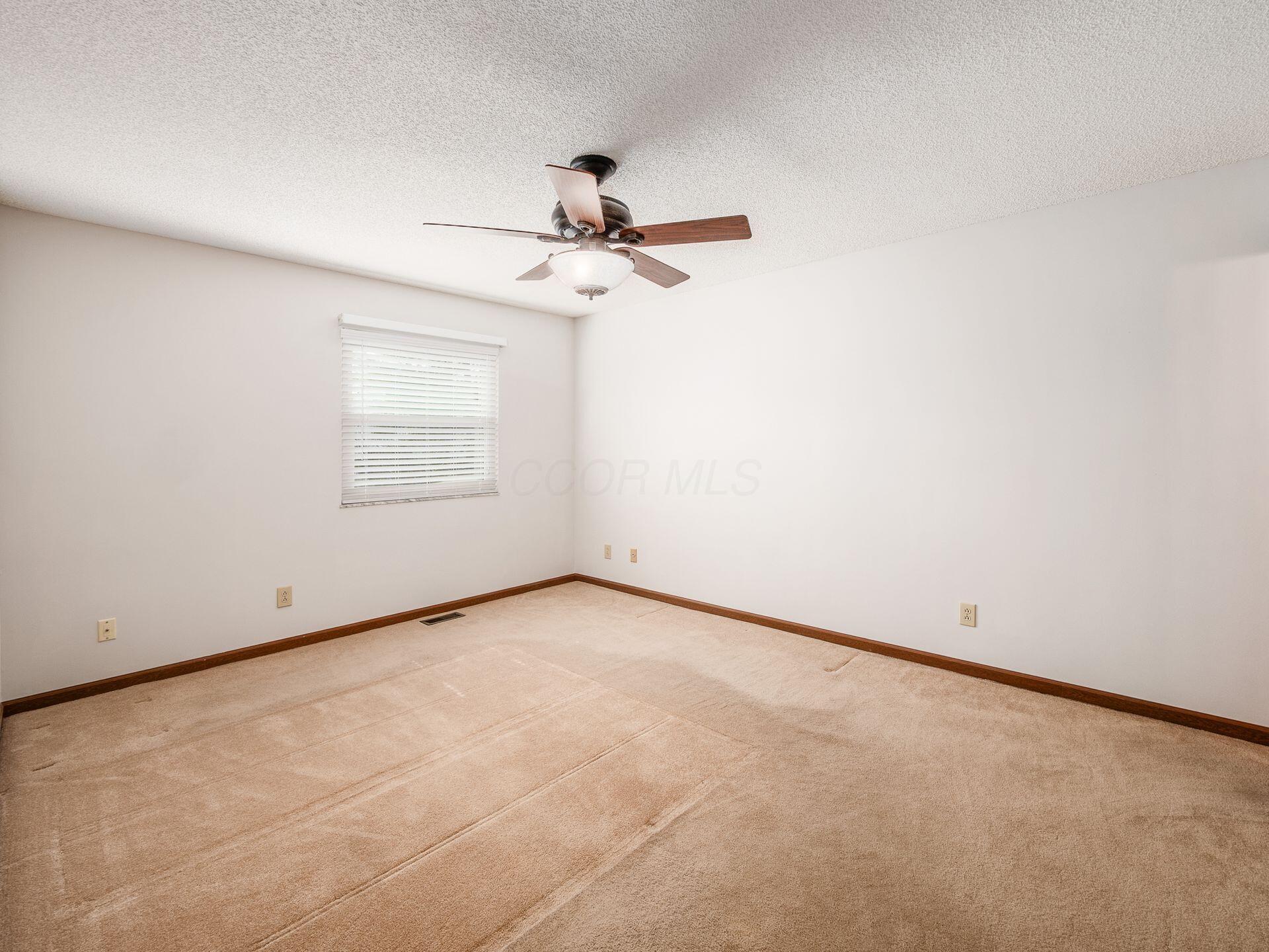 5787 Nike Drive, Hilliard, Ohio image 9