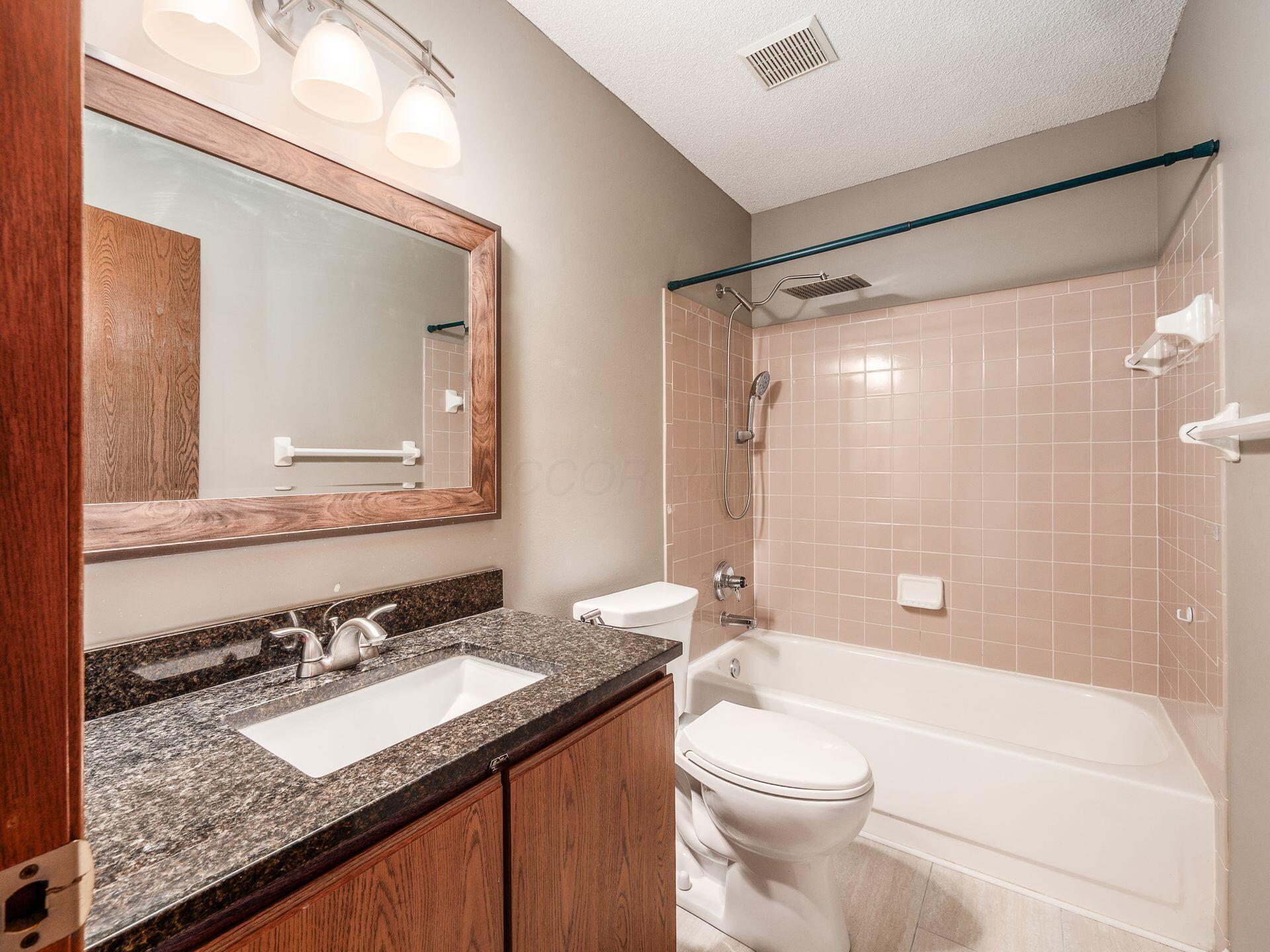 5787 Nike Drive, Hilliard, Ohio image 13