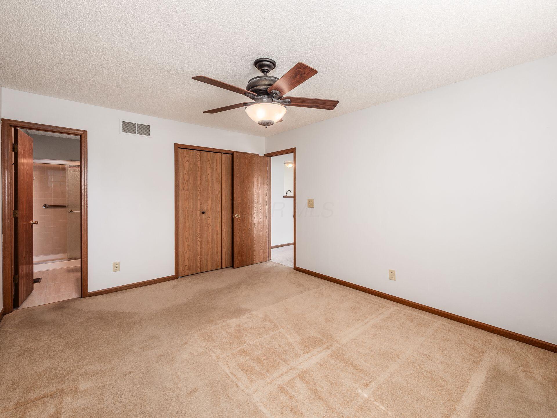 5787 Nike Drive, Hilliard, Ohio image 10