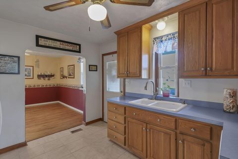 Tiny photo for 1417 Brown Road, Columbus, OH 43223 (MLS # 225045169)