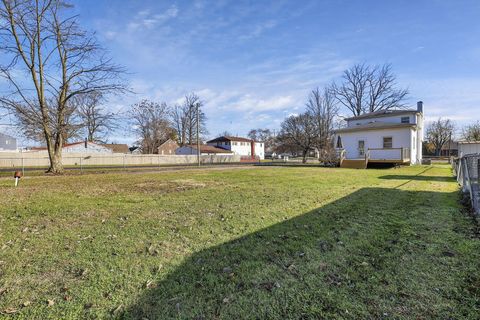 Tiny photo for 1417 Brown Road, Columbus, OH 43223 (MLS # 225045169)
