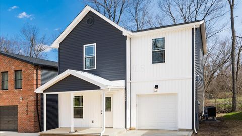 Homes For Sale - 13184 Oak Road<br/> Thornville, OH 43076