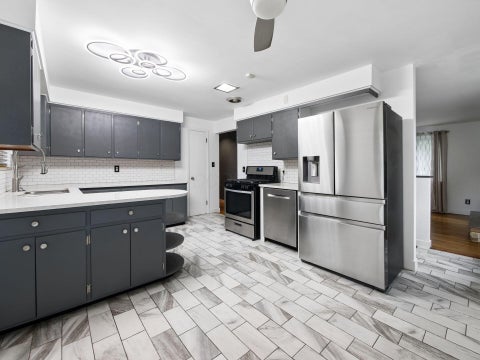 Tiny photo for 509 Wetmore Road, Columbus, OH 43214 (MLS # 226036298)