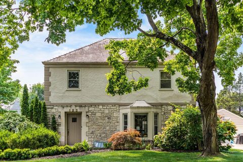 Photo of 123 S Roosevelt Avenue, Bexley, OH 43209 (MLS # 226026736)