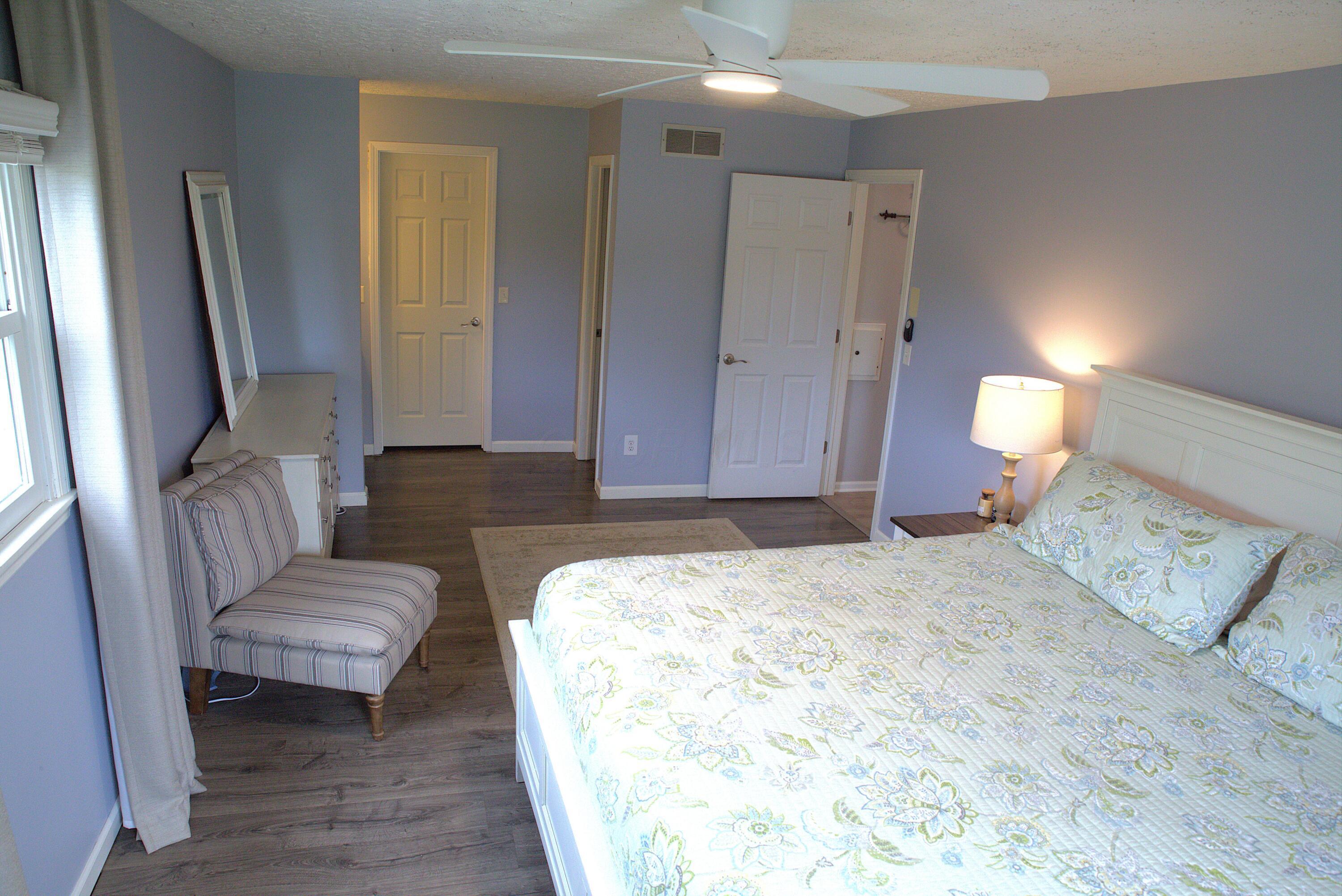 1782 Hawthorne Parkway, Grove City, Ohio image 21