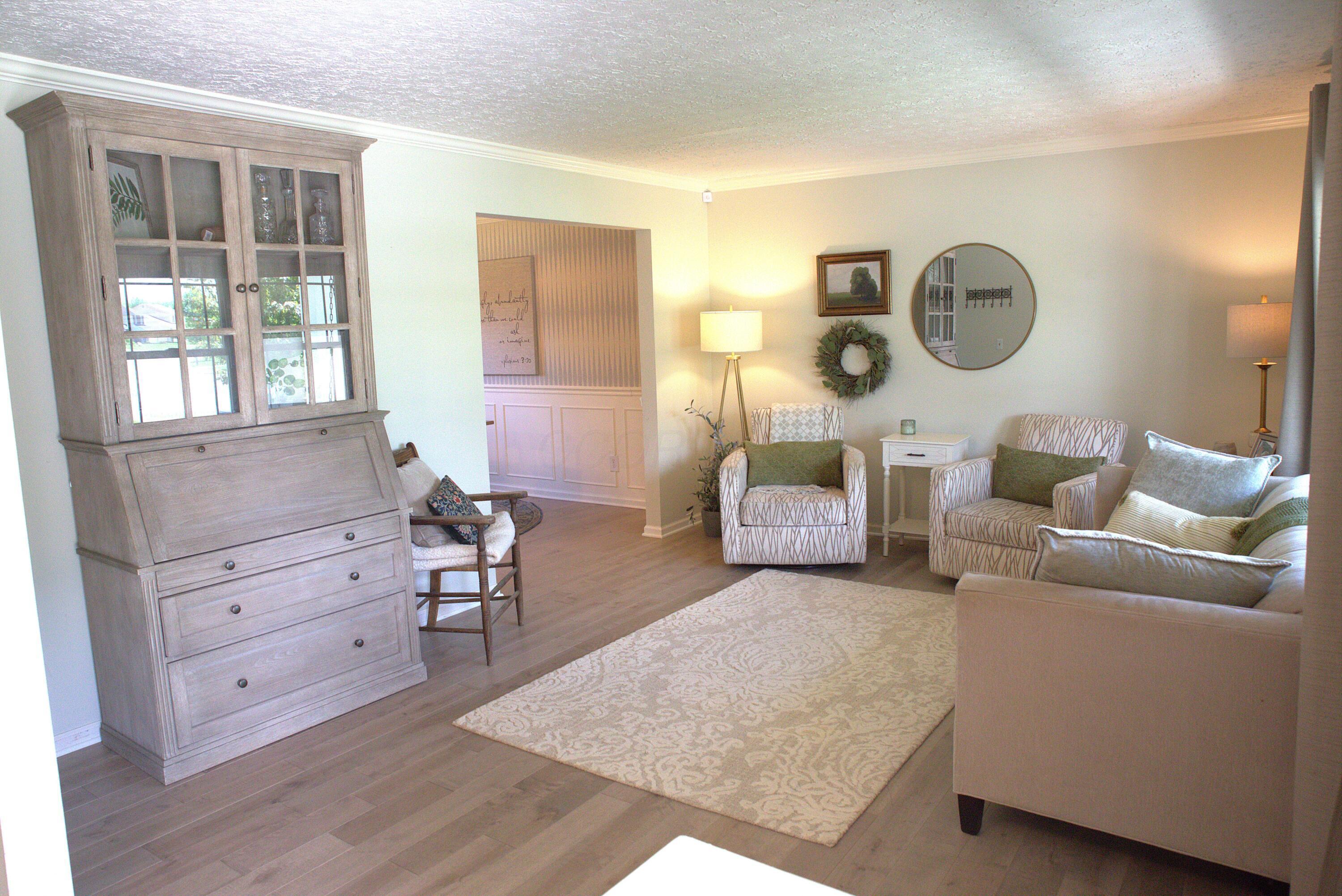 1782 Hawthorne Parkway, Grove City, Ohio image 10