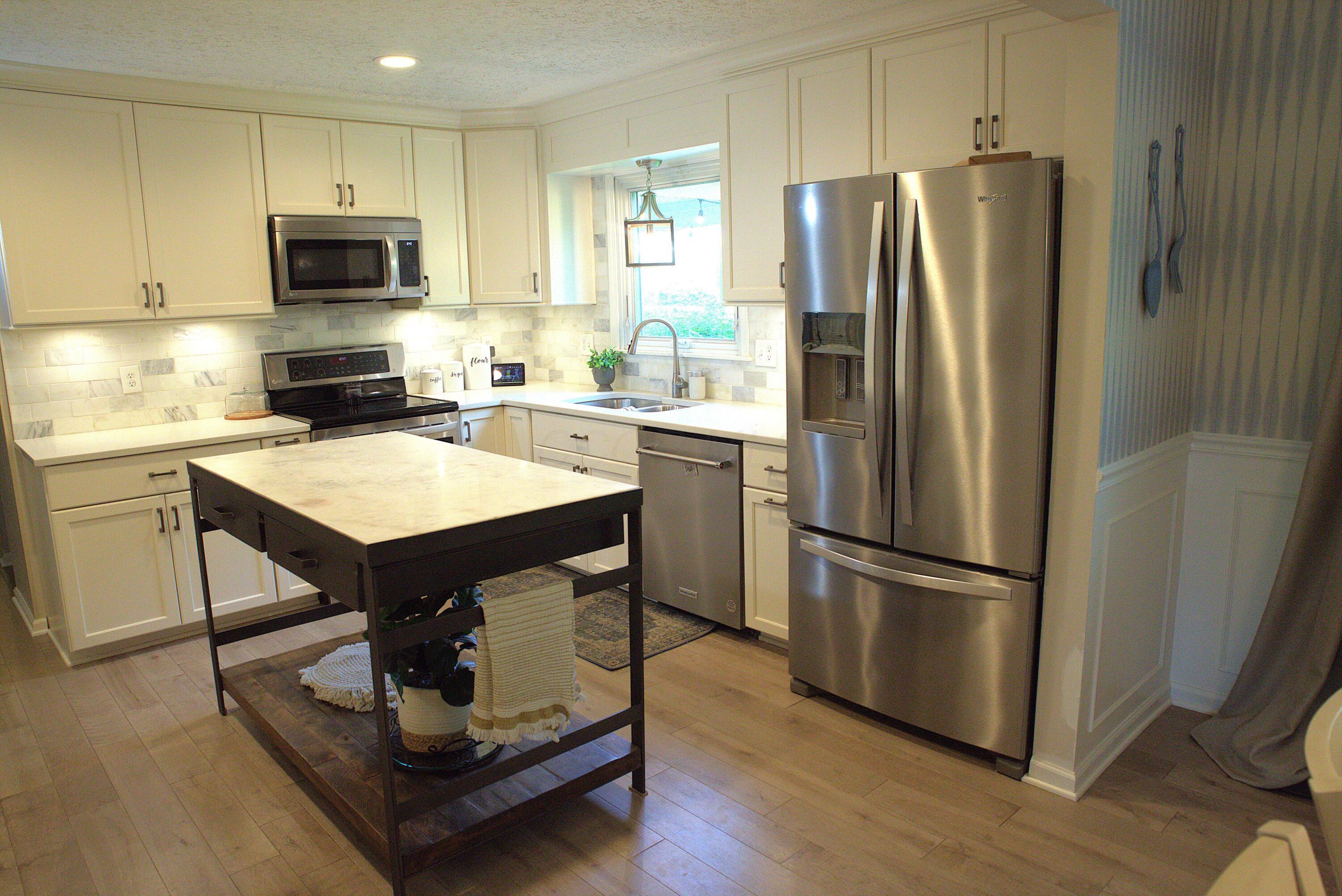 1782 Hawthorne Parkway, Grove City, Ohio image 5