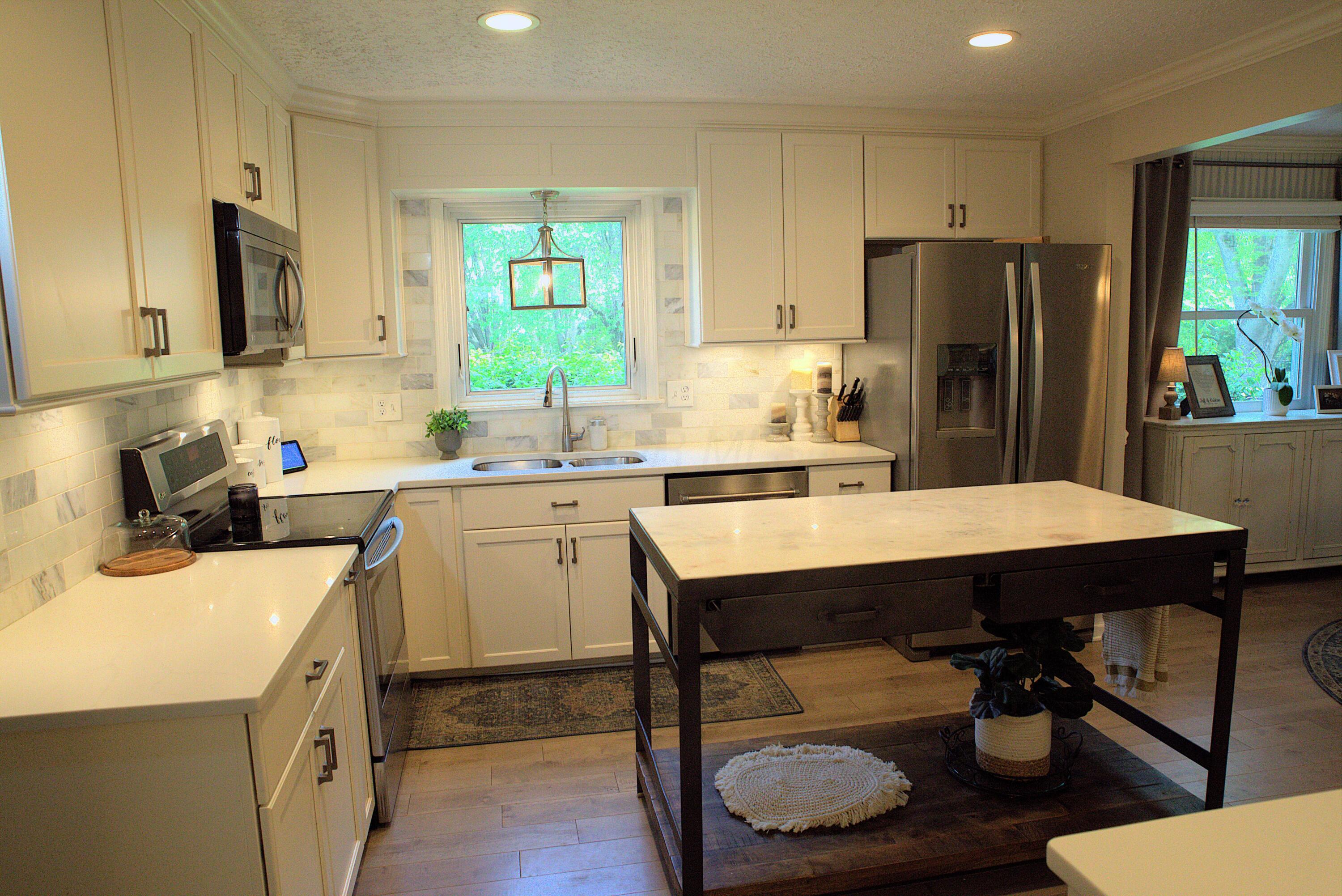 1782 Hawthorne Parkway, Grove City, Ohio image 3
