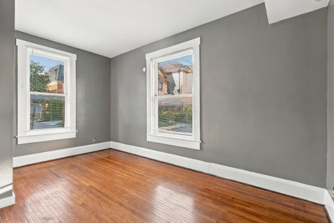 Tiny photo for 581 Lathrop Street, Columbus, OH 43206 (MLS # 226036672)