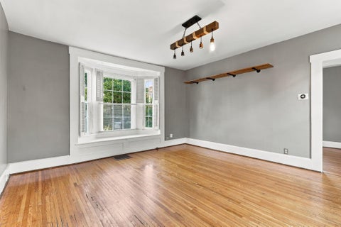 Tiny photo for 581 Lathrop Street, Columbus, OH 43206 (MLS # 226036672)