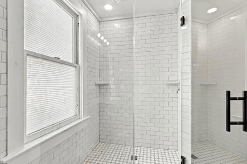 Tiny photo for 581 Lathrop Street, Columbus, OH 43206 (MLS # 226036672)