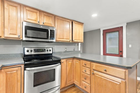 Tiny photo for 581 Lathrop Street, Columbus, OH 43206 (MLS # 226036672)