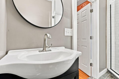 Tiny photo for 581 Lathrop Street, Columbus, OH 43206 (MLS # 226036672)