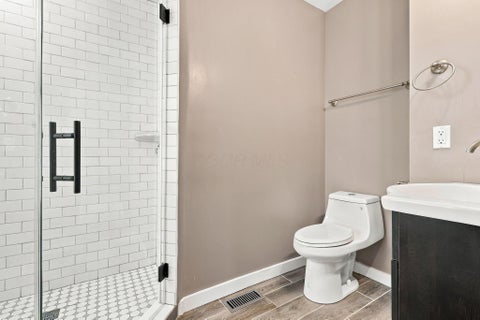 Tiny photo for 581 Lathrop Street, Columbus, OH 43206 (MLS # 226036672)