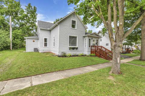 Photo of 426 W 6th Street, Marysville, OH 43040 (MLS # 226028523)