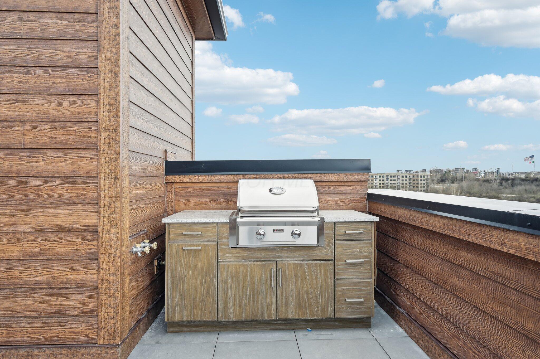 2250 Quarry Trails Drive, Columbus, Ohio image 32