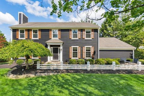 Photo of 7594 Norham Road, Columbus, OH 43235 (MLS # 226016967)