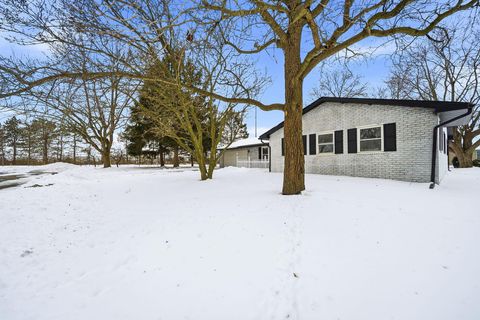 Tiny photo for 178 Poplar Street, Mount Sterling, OH 43143 (MLS # 226003124)