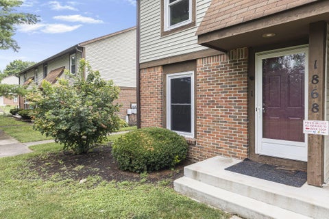 Photo of 1868 Stanhope Drive 1 #1, Newark, OH 43055 (MLS # 226025934)