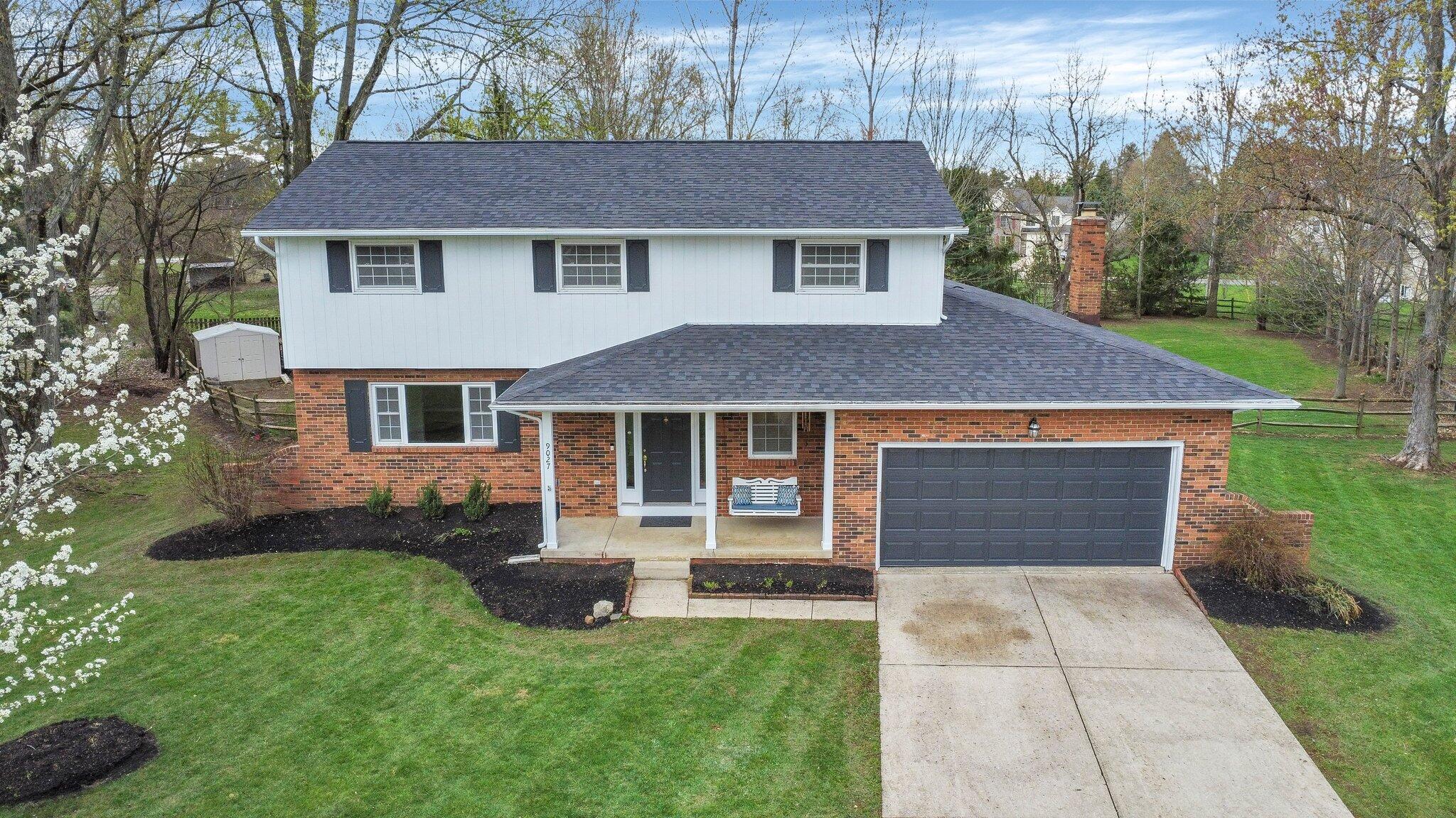 9027 Carriage Court, Pickerington, Ohio image 2