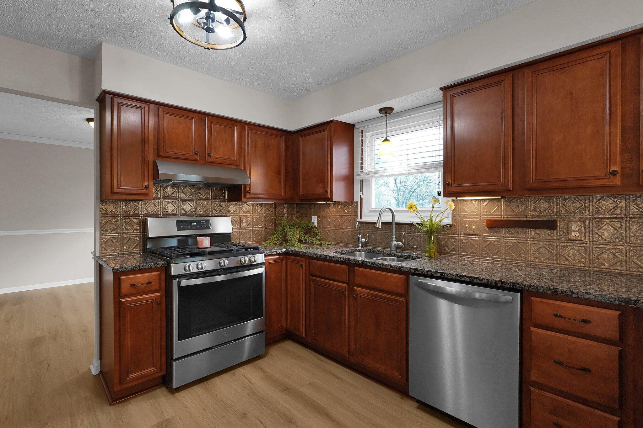 9027 Carriage Court, Pickerington, Ohio image 10