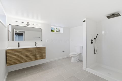 Tiny photo for 228 S Ashburton Road, Columbus, OH 43213 (MLS # 225045050)