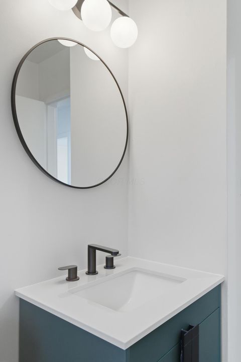 Tiny photo for 228 S Ashburton Road, Columbus, OH 43213 (MLS # 225045050)