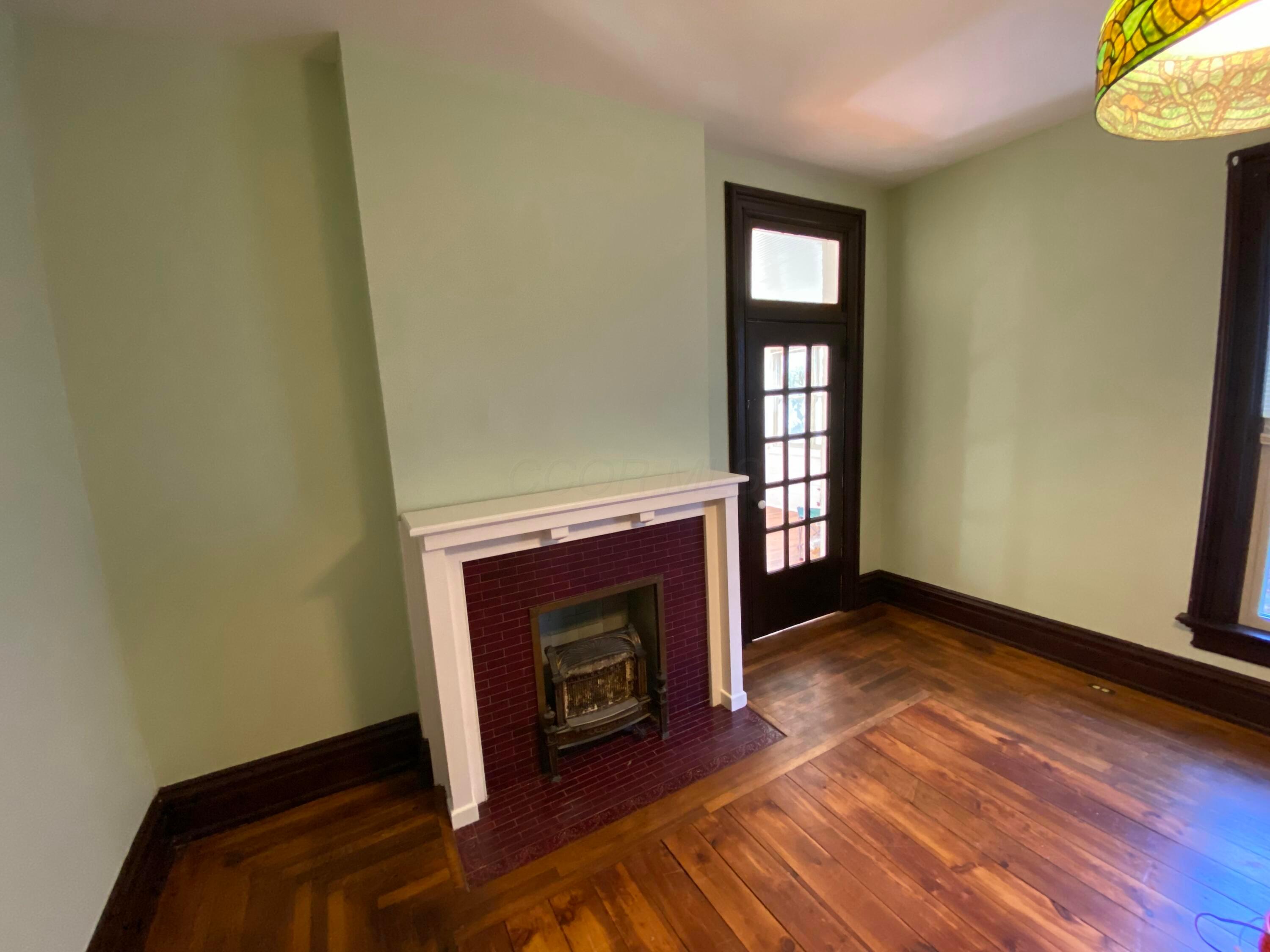 102 N Washington Street