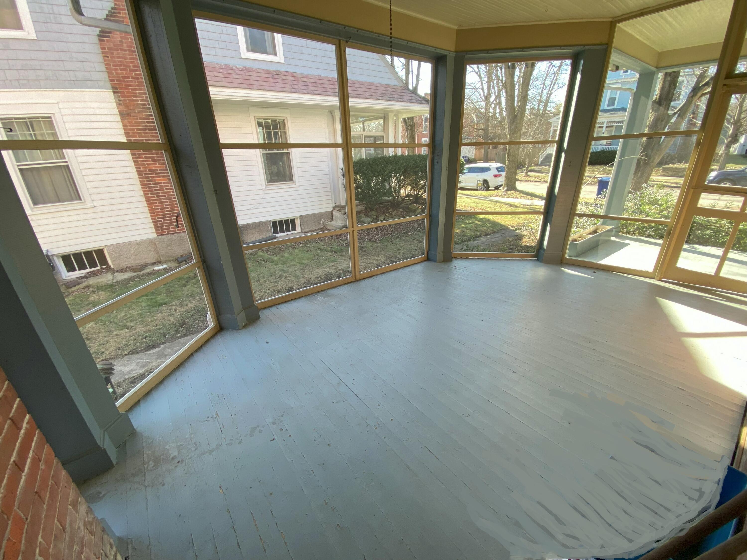 102 N Washington Street