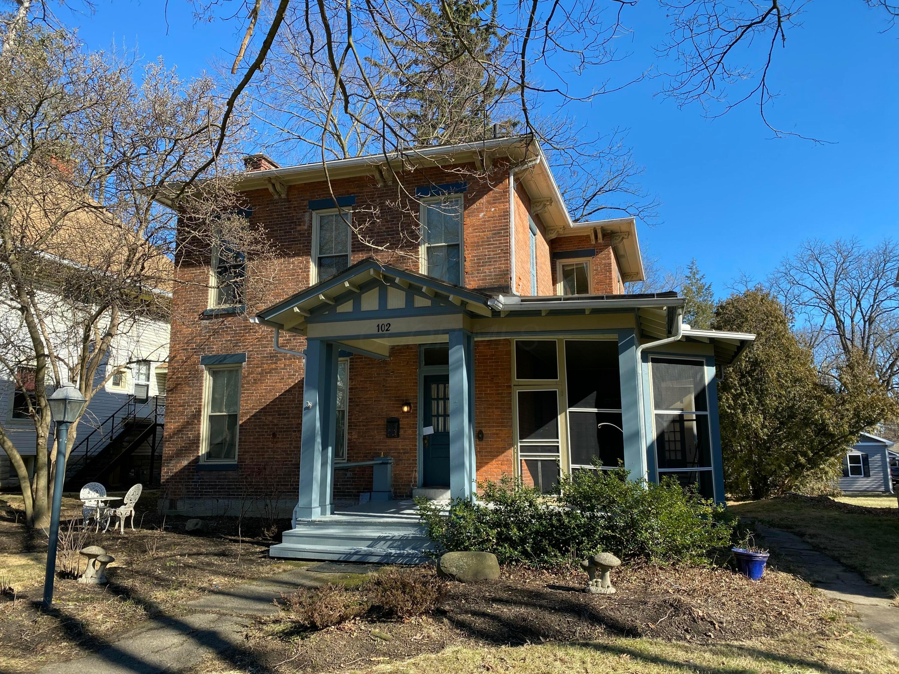 102 N Washington Street