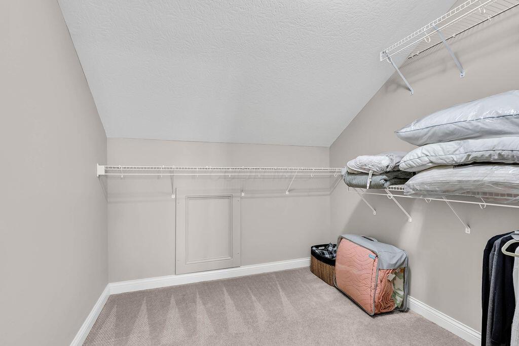 8356 Dolman Drive, Powell, Ohio image 35