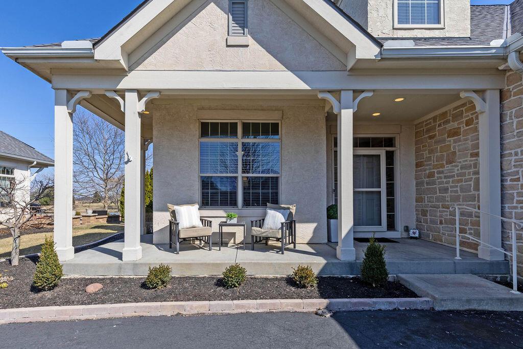 8356 Dolman Drive, Powell, Ohio image 3