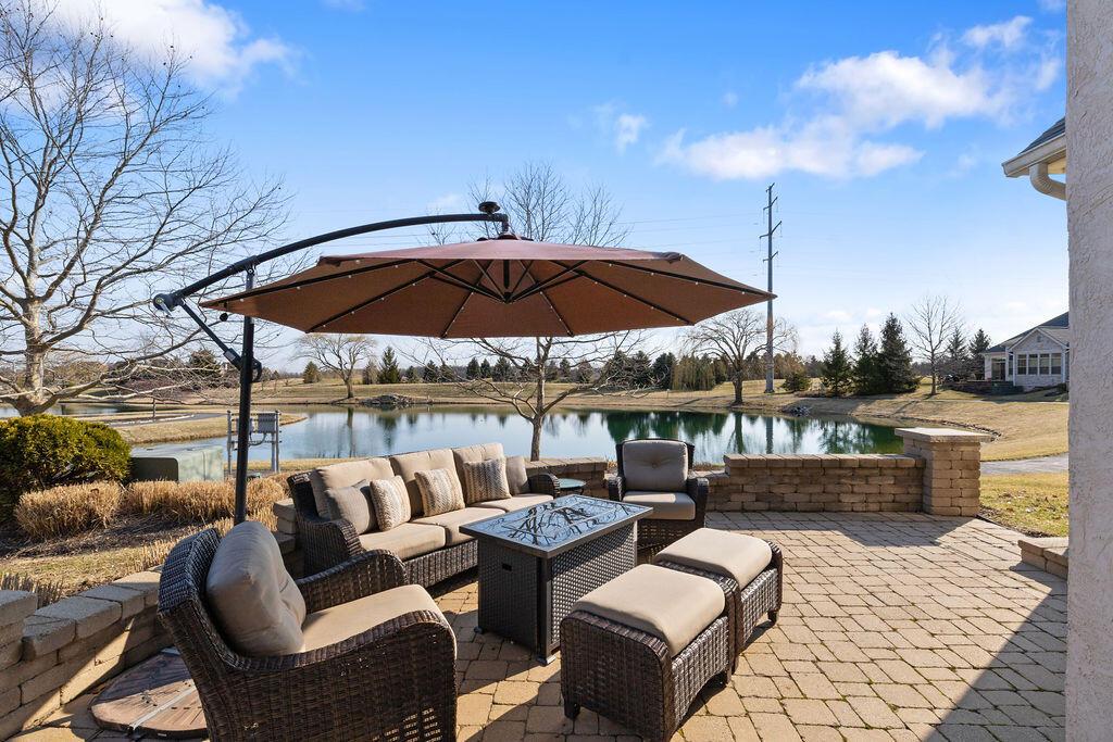 8356 Dolman Drive, Powell, Ohio image 2